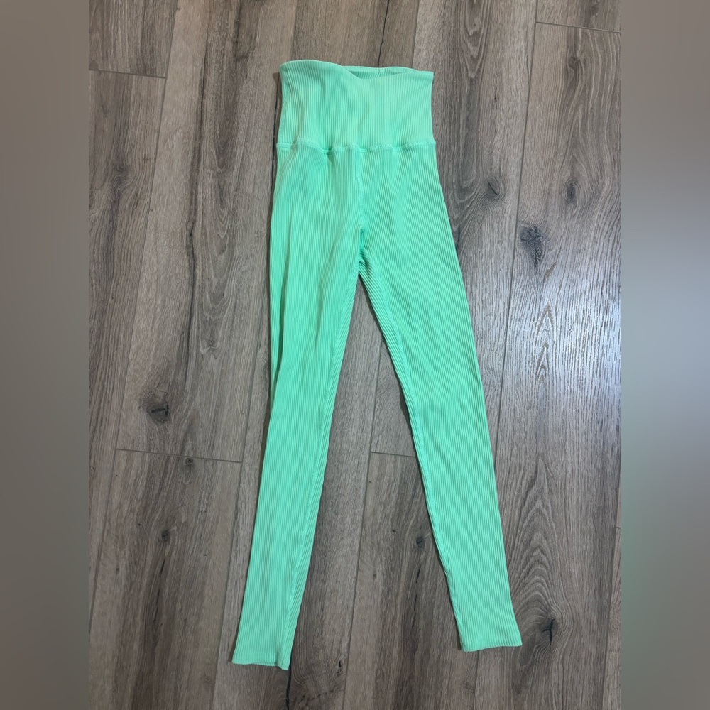 Mint Green Ribbed leggings